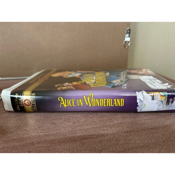 Vintage Beauty And The Beast Black Diamond Alice In Wonderland VHS Tapes Disney - Picture 5 of 12
